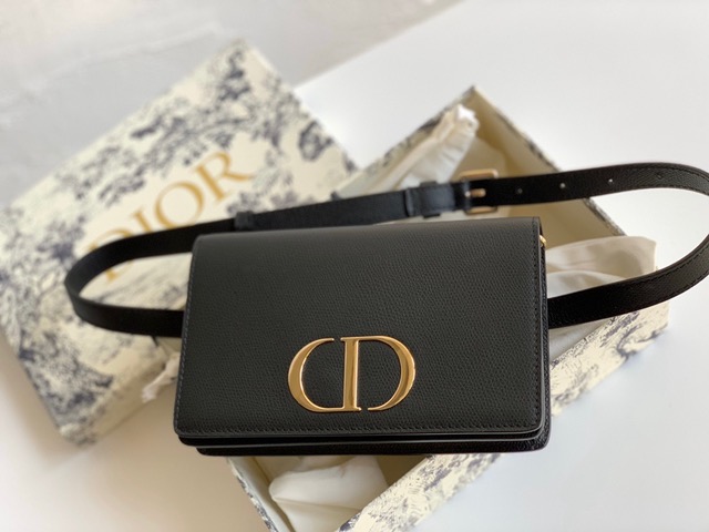 DIOR 30 Montaigne 2-in-1 Pouch. Original Quality Pouch including gift box, care book, dust bag, authenticity card. This pouch depicts a versatile design that features a 'CD' element at the front to capture the signature look of the 30 Montaigne line. A single interior compartment is accented by 4 card slots, 1 zip pocket, and 2 patch pockets. The piece can be worn as a belt, over the shoulder, crossbody, or carried as a clutch.