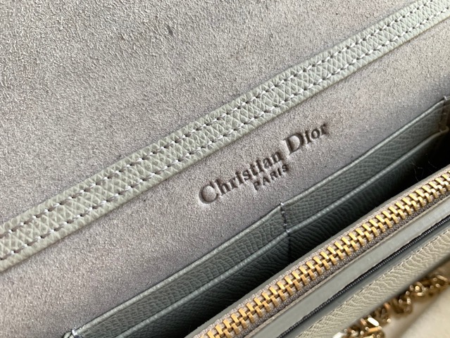 DIOR 30 Montaigne 2-in-1 Pouch. Original Quality Pouch including gift box, care book, dust bag, authenticity card. This pouch depicts a versatile design that features a 'CD' element at the front to capture the signature look of the 30 Montaigne line. A single interior compartment is accented by 4 card slots, 1 zip pocket, and 2 patch pockets. The piece can be worn as a belt, over the shoulder, crossbody, or carried as a clutch.