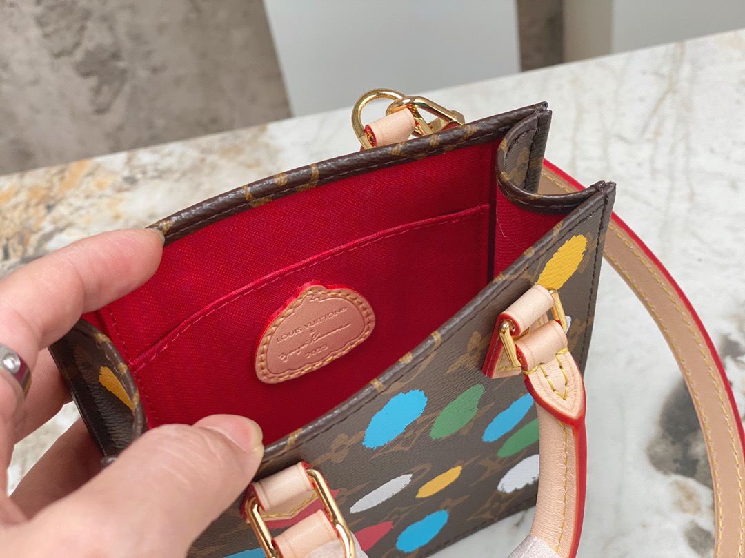 CRIS&COCO Authentic Quality Designer Bag and Luxury Accessories