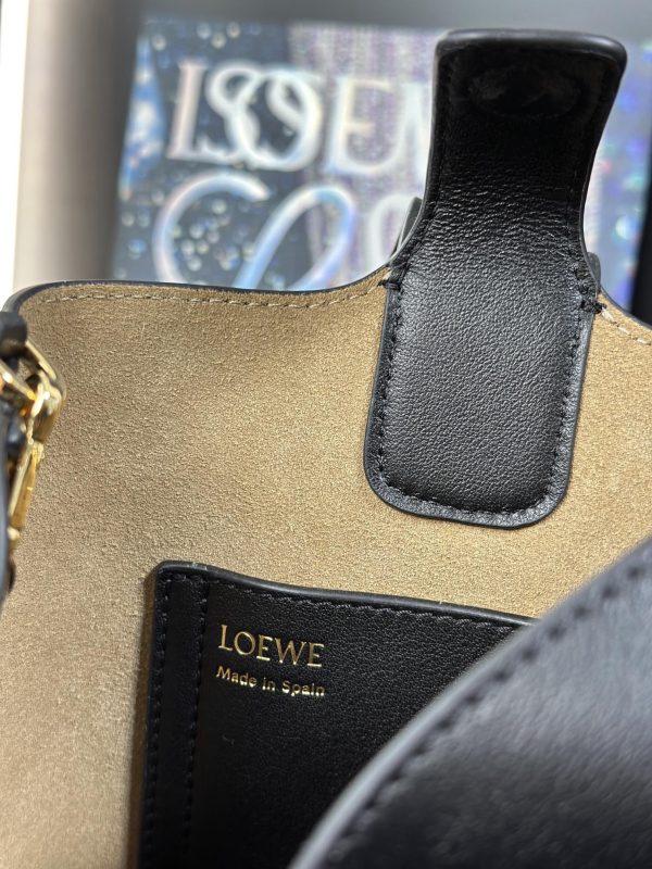 Mini Pebble Bucket Bag - Image 10