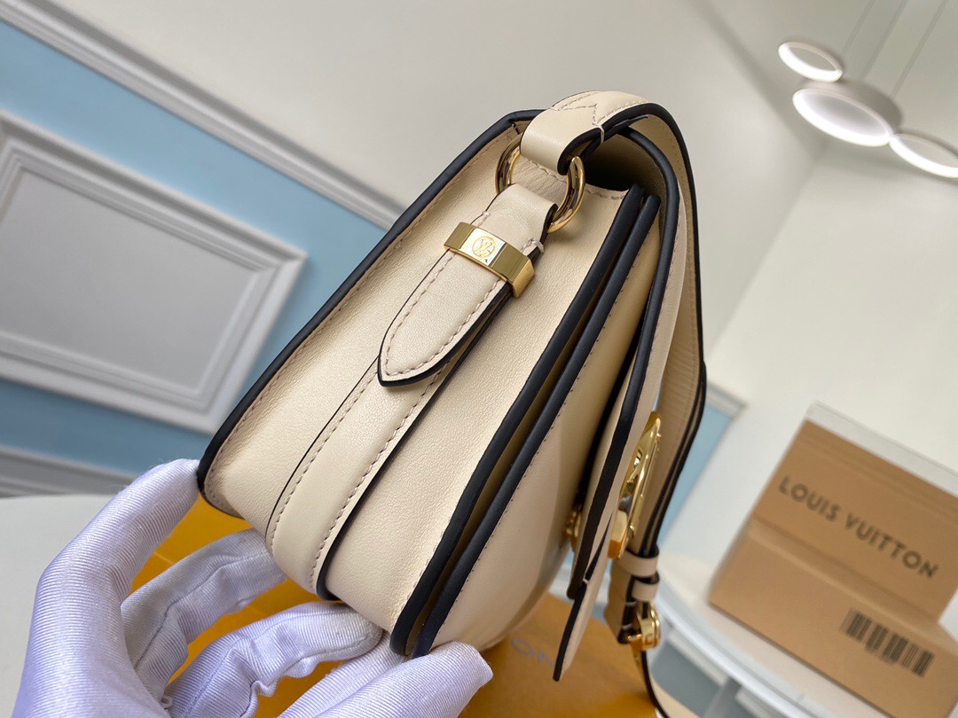 LOUIS VUITTON Pont 9. Original Quality Bag including gift box, literature, dust bag, authenticity card. The structured yet curved lines of the LV Pont 9 handbag are fashioned from smooth leather. The LV Circle, a classic House signature reinterpreted by Nicolas Ghesquière, adorns the bag’s flap and the adjustable strap’s buckle. Hidden features such as a colored leather lining and Monogram Flower magnetic closure on the flap’s underside bring subtle sophistication.