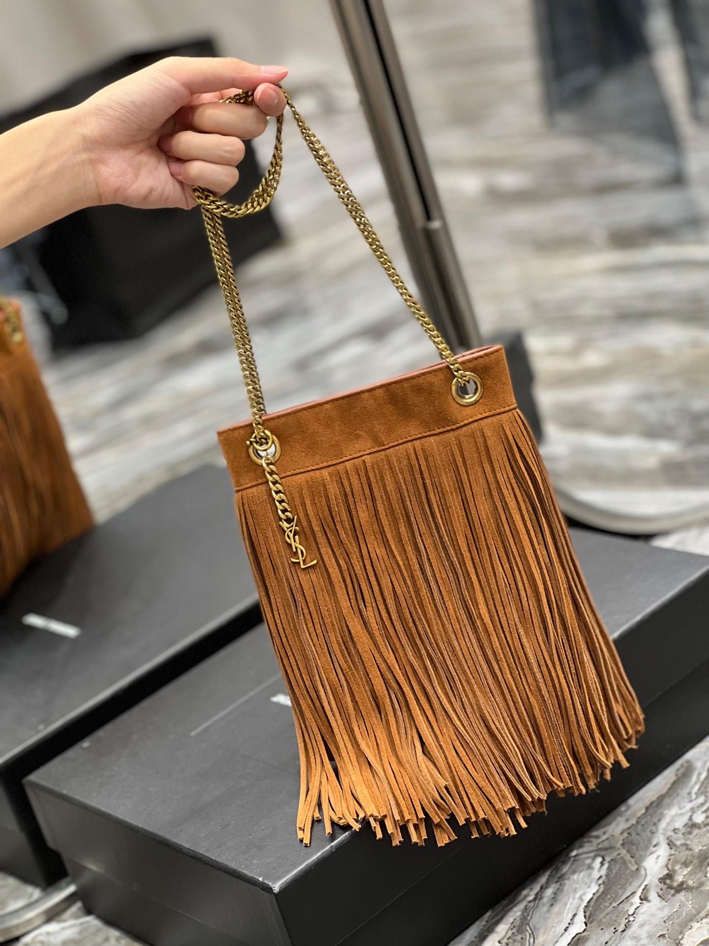 SAINT LAURENT Grace Small Chain Bag.