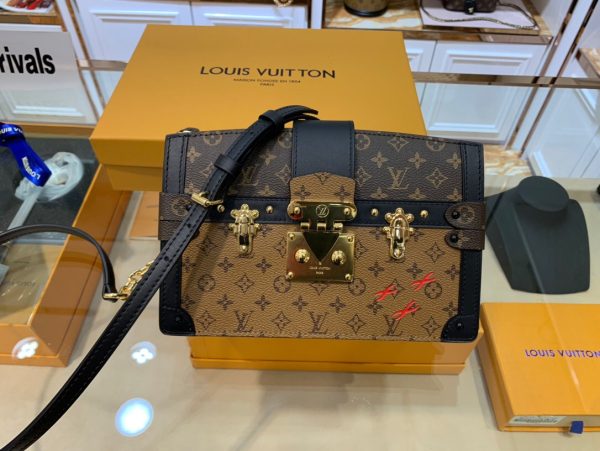 Cris and Coco High-End Quality Designer Bags and Luxury Accessories