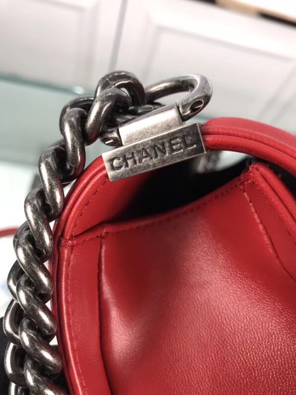 CHANEL 'Boy' Diamond Quilted Leather Flap Bag. Original Quality Bag including gift box, care book, dust bag, authenticity card. Created by Karl Lagerfeld, the iconic design owes its name to Gabrielle Chanel's first love, Boy Capel. This Chanel Boy Flap Bag Quilted is every woman's dream. Crafted from calfskin leather, the bag features Chanel's signature diamond quilting, chunky chain link strap with leather shoulder pad, and metal-tone hardware accents. Its CC Boy logo closure opens to a fabric-lined interior with slip pocket perfect for daily essentials. A sought-after, luxurious accessory.