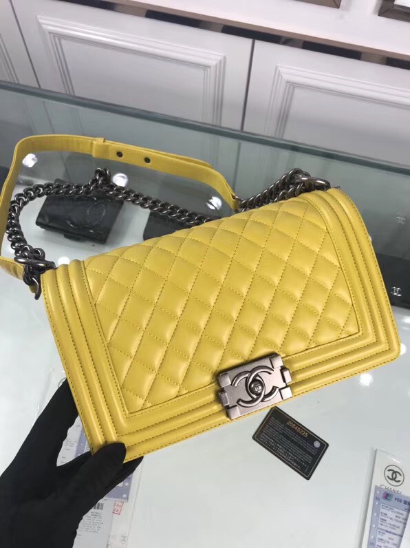 CHANEL 'Boy' Diamond Quilted Leather Flap Bag. Original Quality Bag including gift box, care book, dust bag, authenticity card. Created by Karl Lagerfeld, the iconic design owes its name to Gabrielle Chanel's first love, Boy Capel. This Chanel Boy Flap Bag Quilted is every woman's dream. Crafted from calfskin leather, the bag features Chanel's signature diamond quilting, chunky chain link strap with leather shoulder pad, and metal-tone hardware accents. Its CC Boy logo closure opens to a fabric-lined interior with slip pocket perfect for daily essentials. A sought-after, luxurious accessory.