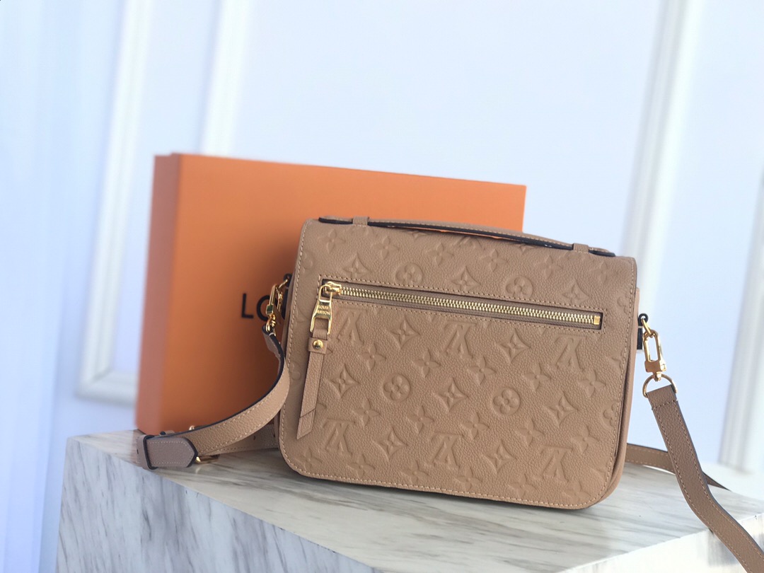 CRIS&COCO Authentic Quality Designer Bags and Luxury Accessories