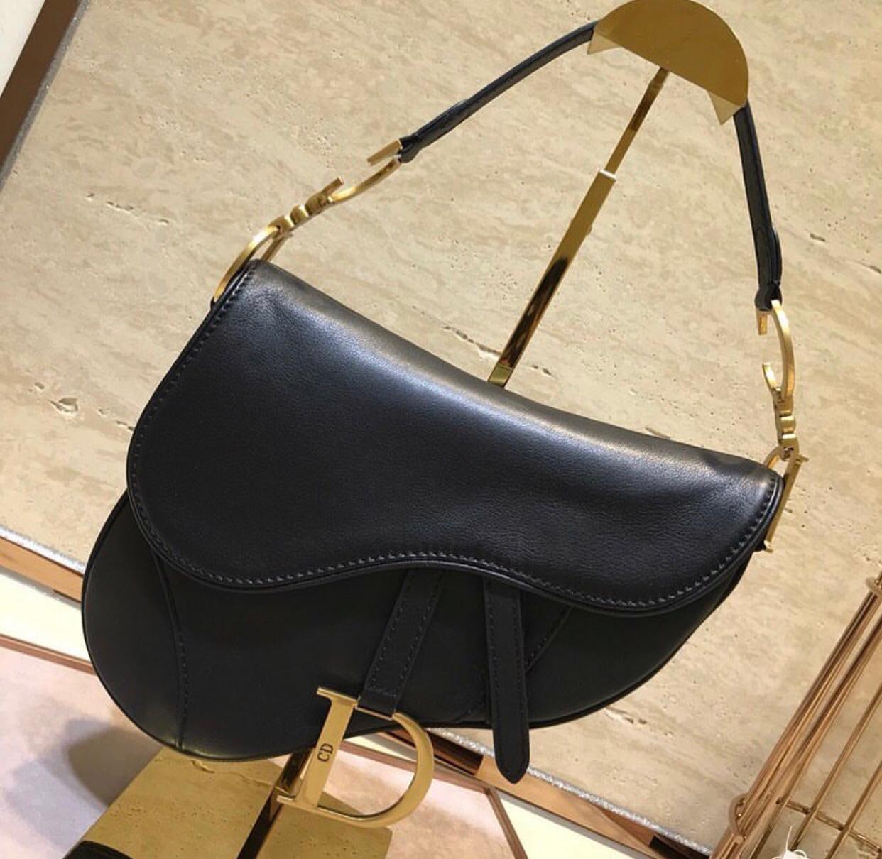 DIOR Saddle Shoulder Bag. Original Quality Bag. Authentic Style. Genuine Calf Leather. Metal Hardware. Authentic Packaging. Original Quality Dust Bag.