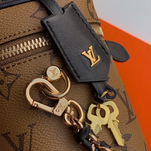 LOUIS VUITTON 'Blade' Vanity Case. Authentic Quality Bag with literature, gift box, dust bag and authenticity card. The chic Blade bag incorporates subtle Louis Vuitton signatures and trunk-inspired metalware, exuding understated sophistication.