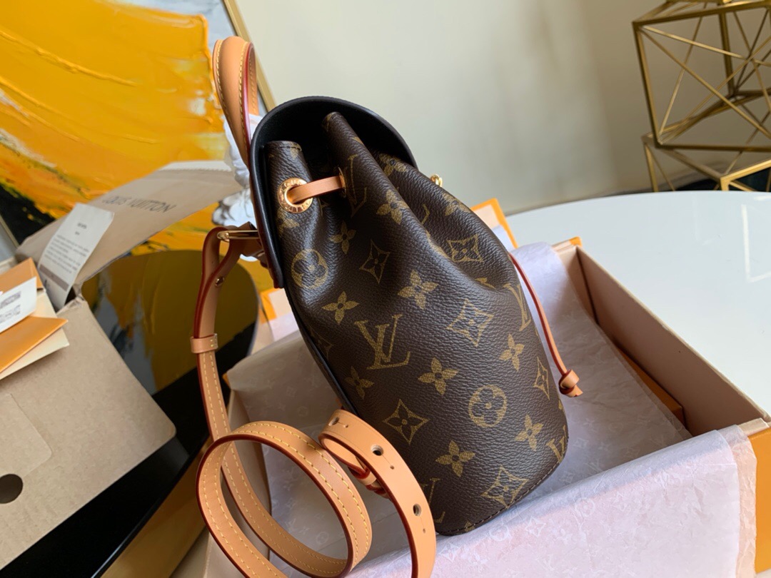 LOUIS VUITTON Montsouris Backpack. Original Quality Bag including gift box, care book, dust bag, authenticity card. This is an elegant new backpack made from Monogram canvas and cowhide leather, it closes with an archive Louis Vuitton buckle and leather drawstrings. Practical, with a roomy interior, it features an outside zipped pocket. The top handle and adjustable leather straps allow multiple carry options.