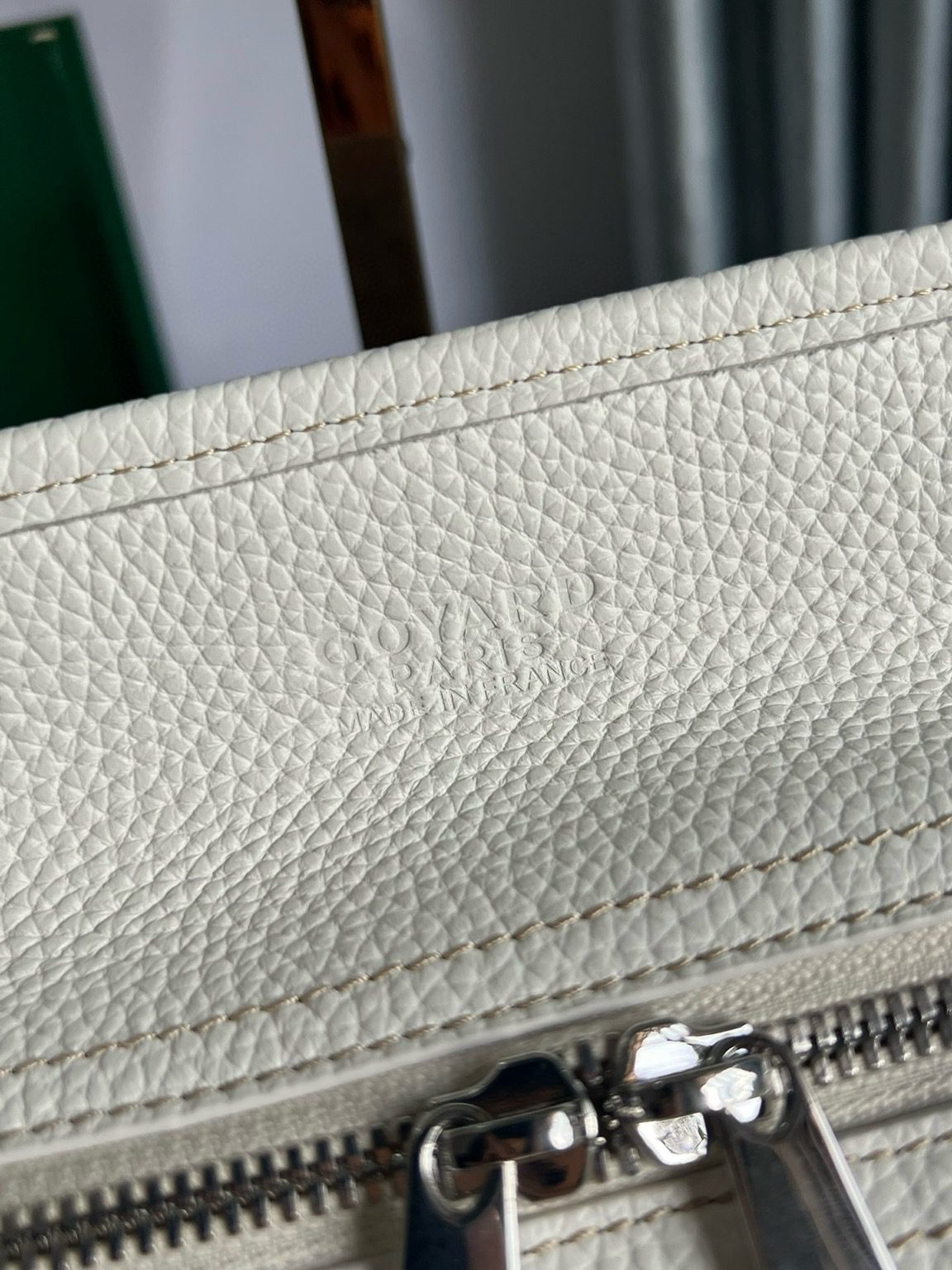 Hardy PM Bag. Authentic quality luxury bag crafted in genuine leather comes with authenticity card, dust bag and gift bag. Effortless Elegance, Everyday Function. The Hardy PM bag is the perfect companion for everyday use or work, easily fitting A4 files with ease. Designed for those who value lightness, flexibility, and added security, it features a zip closure to keep your essentials safe. With long, comfortable handles, it's ideal for carrying over the shoulder all day with ease.